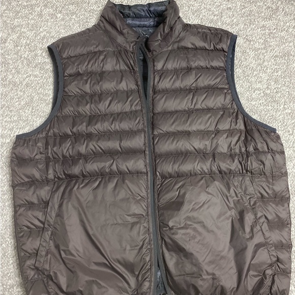 Men’s XL Hawke & Co. Vest - Picture 4 of 5